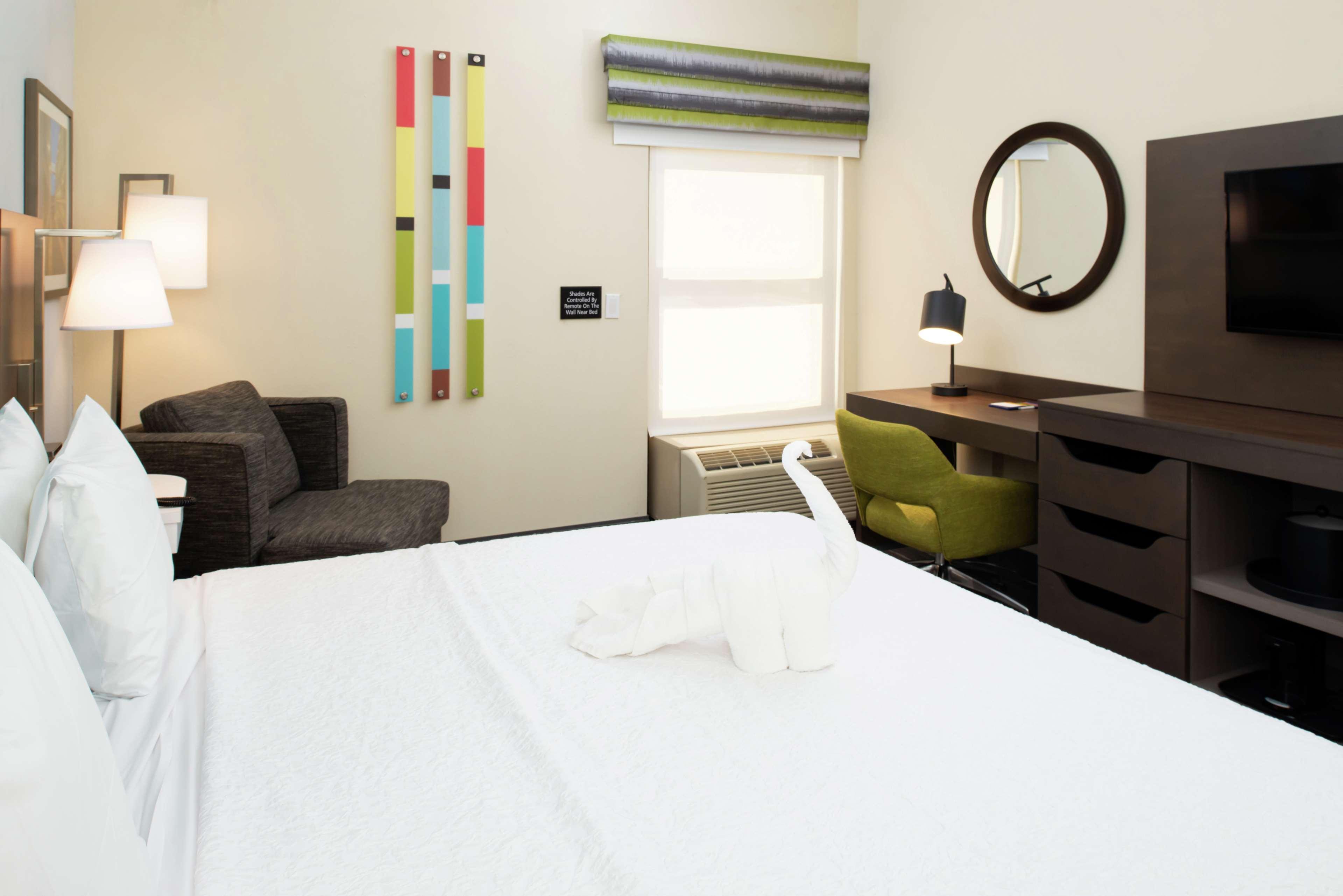 Hampton Inn Greensboro Airport Eksteriør bilde