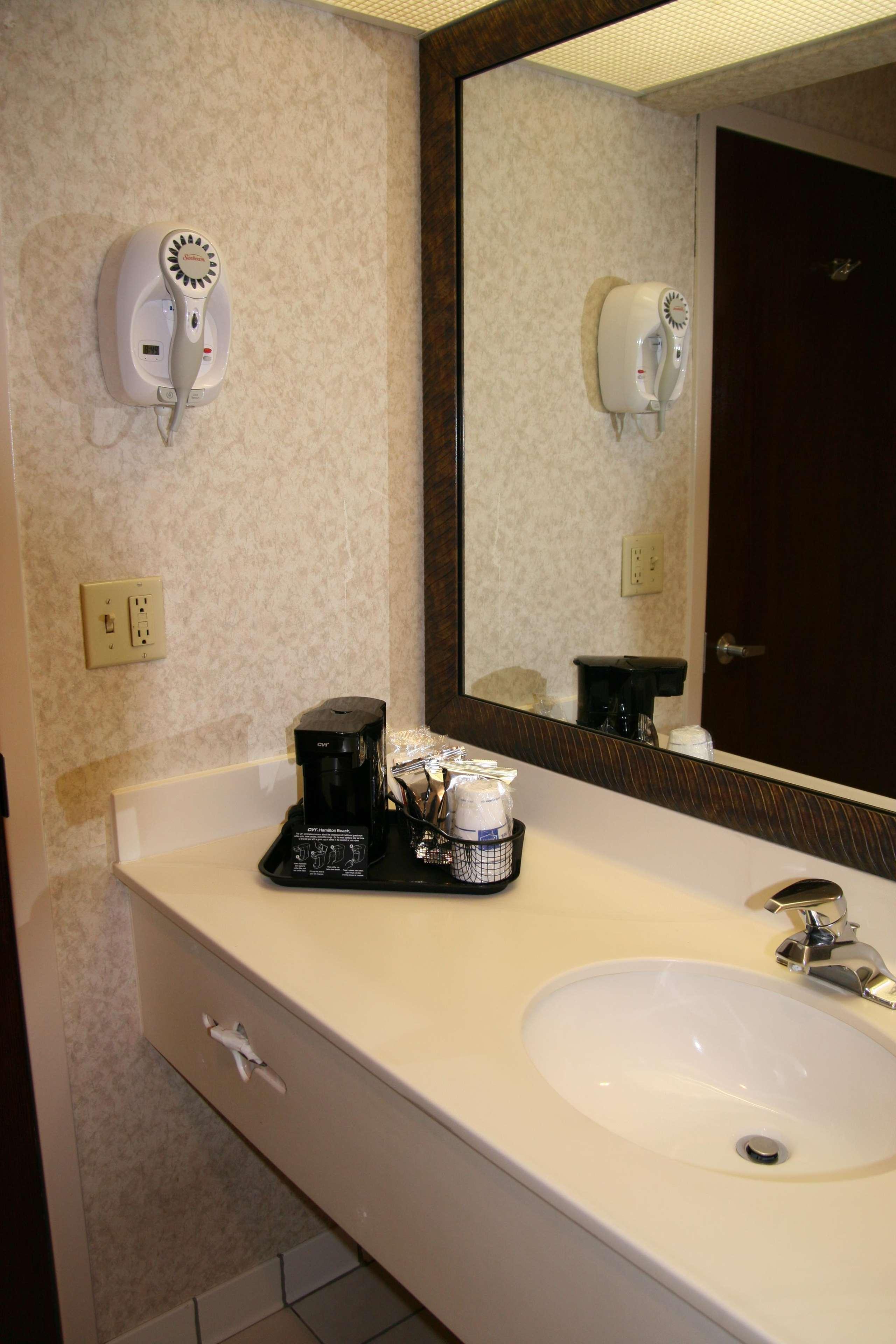 Hampton Inn Greensboro Airport Rom bilde