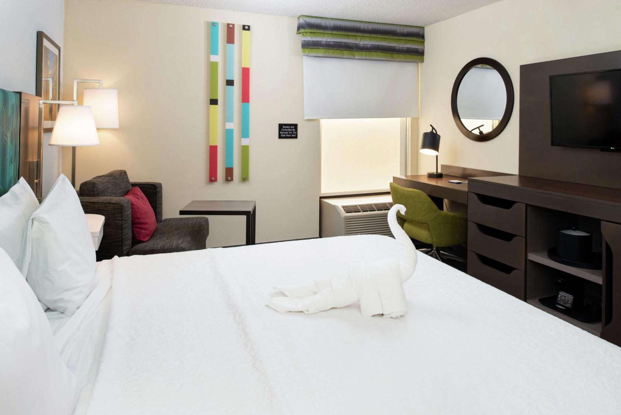 Hampton Inn Greensboro Airport Eksteriør bilde